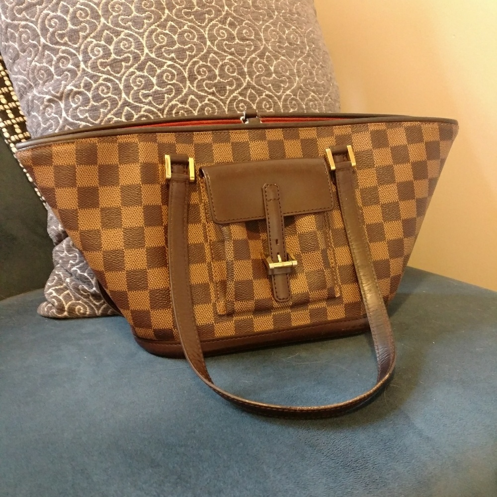 Authentic Louis Vuitton Manosque PM